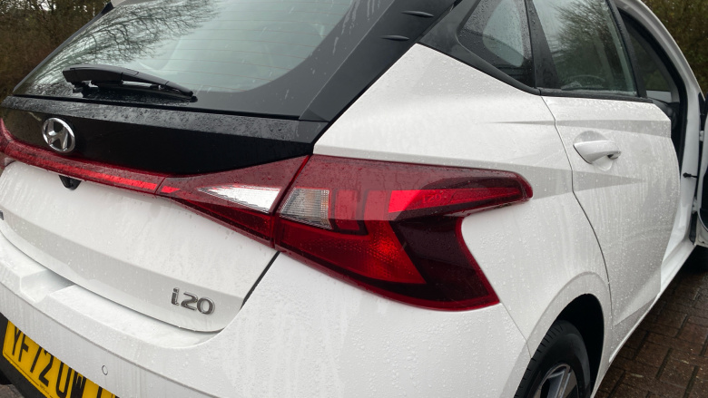 Hyundai i20 1.0T GDi 48V MHD SE Connect 5dr DCT Petrol Hatchback